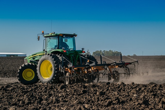 Ciągnik rolniczy John Deere 6R